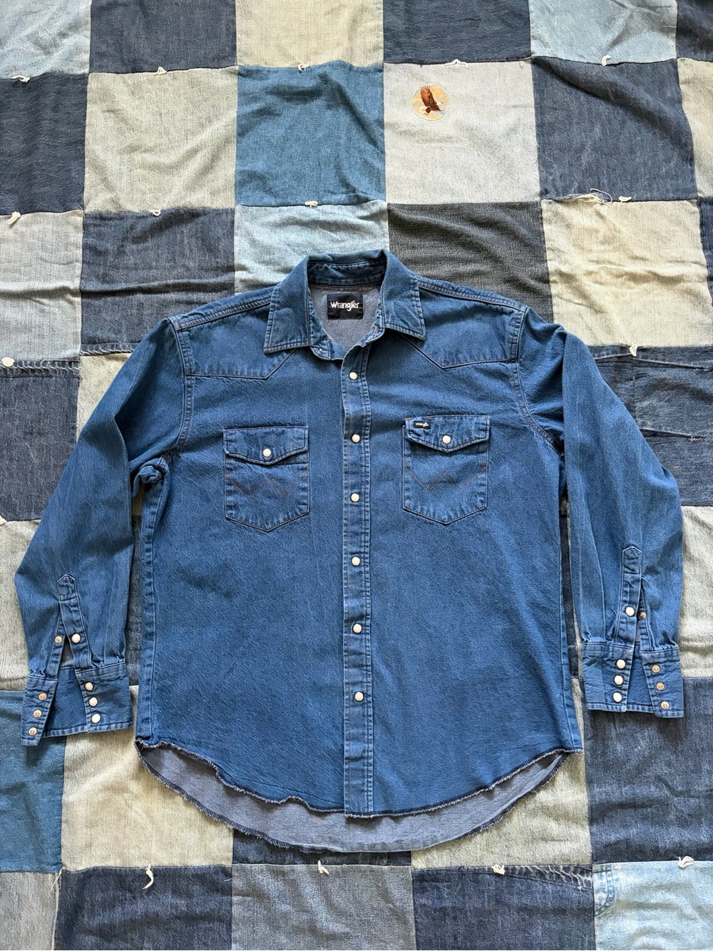 Wrangler Denim Pearl Snap Button Up Western Y2K 100% cotton dark wash Size L